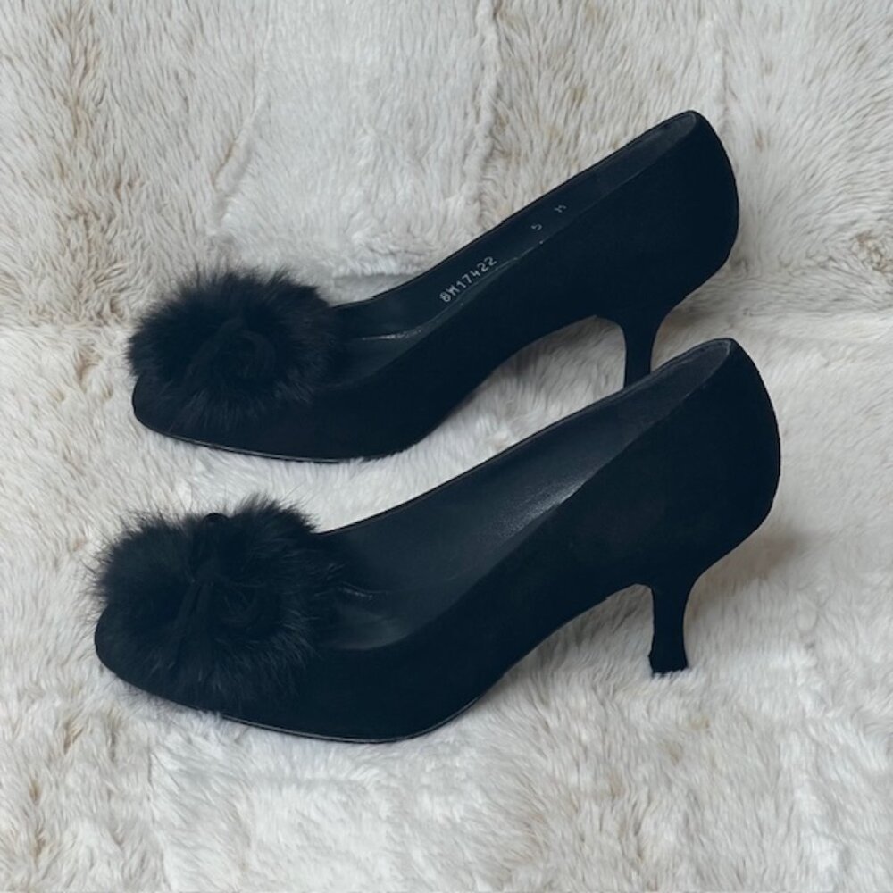 Stuart Weitzman Black Suede Pom-Pom Pumps Size 5M - Picture 3 of 10